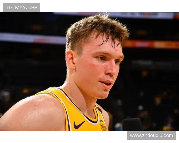 斗球NBA直播app下载官方正版，高清流畅观看每一场激烈对决