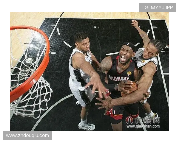 斗球体育直播NBA比赛实时直播，第一时间掌握比赛最新比分动态