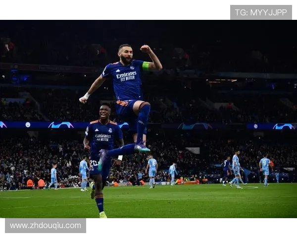 免费下载斗球网站客户端,享受高清画质和流畅操作的极致足球体验 免费下载斗球网站客户端,享受高清画质和流畅操作的极致足球体验